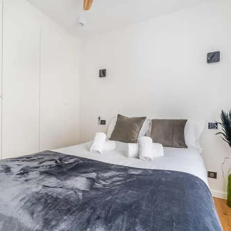 Cozy 5 * باريس